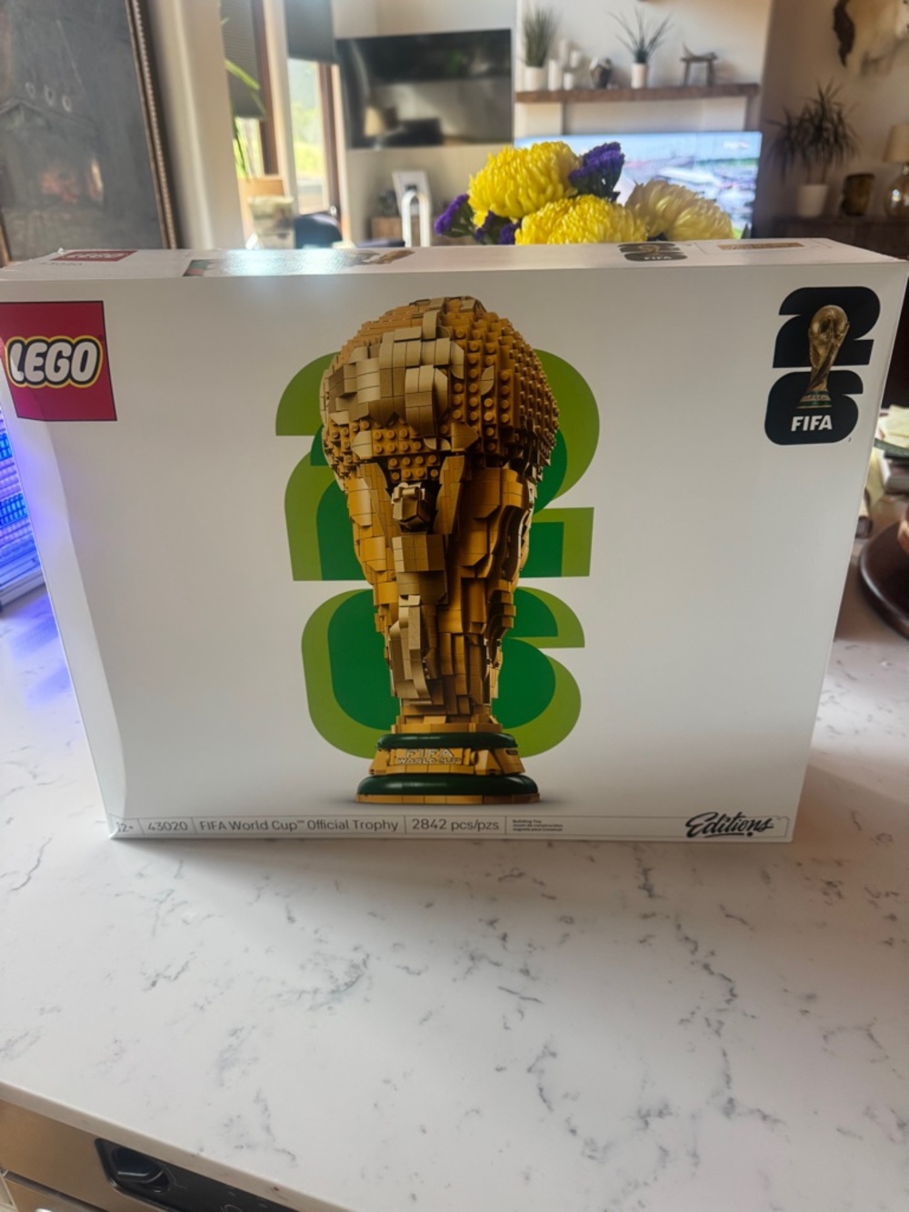 LEGO FIFA WORLD CUP TROPHY 43020 - FIFA WORLD CUP 2026 OFFICIAL TROPHY SEALED IN